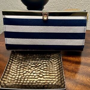Unbranded Navy Blue/White Striped Wallet
